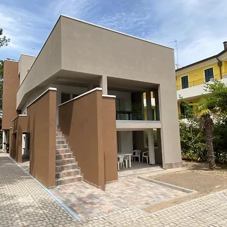 Modern In A Area In Apartament Bibione